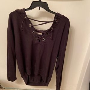 Black low cut Sweatshirt